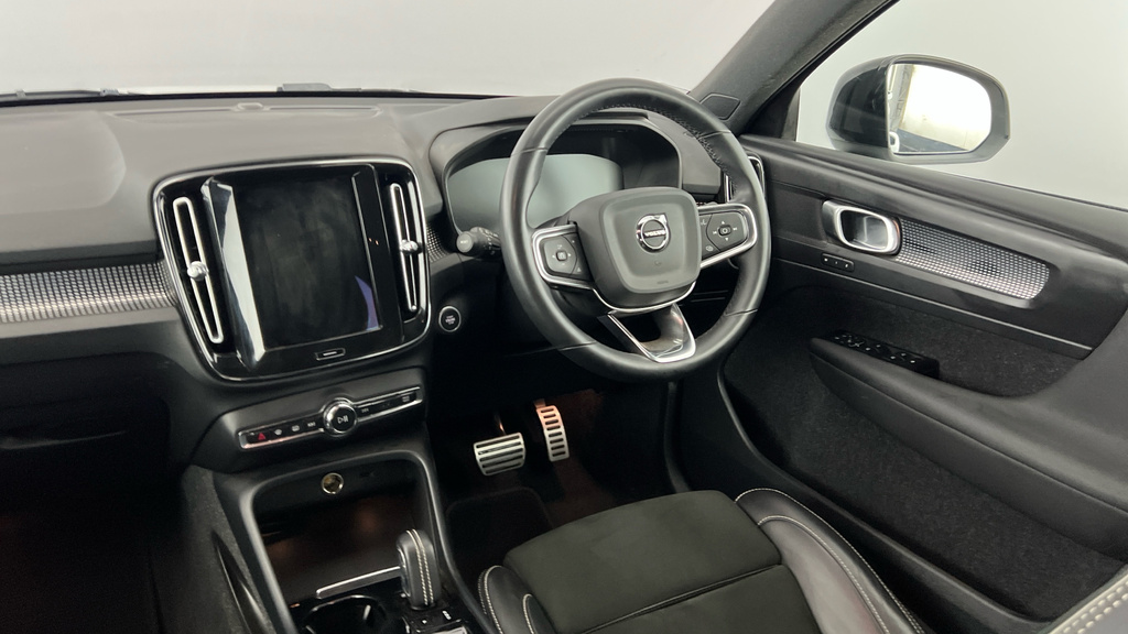 Volvo XC40 R-design, T3 Black #8