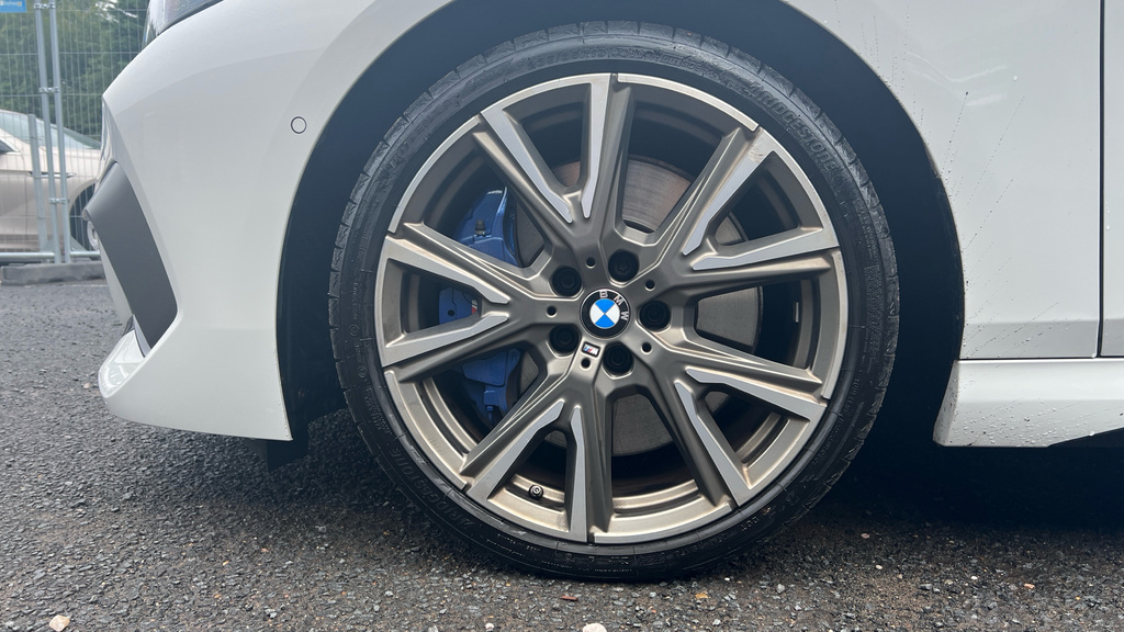 BMW 2 Series Luxury Black #17