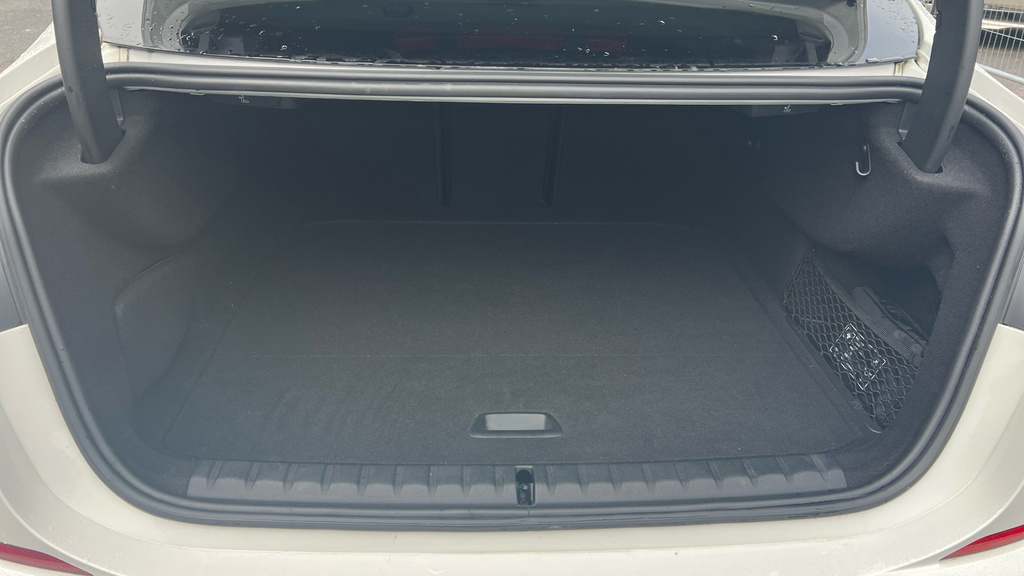 BMW 2 Series Luxury Black #15