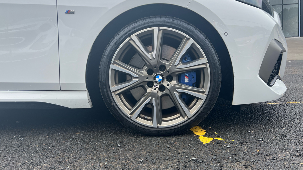BMW 2 Series Luxury Black #20