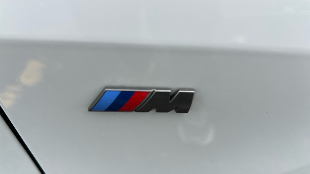 BMW 2 Series Luxury Black #36
