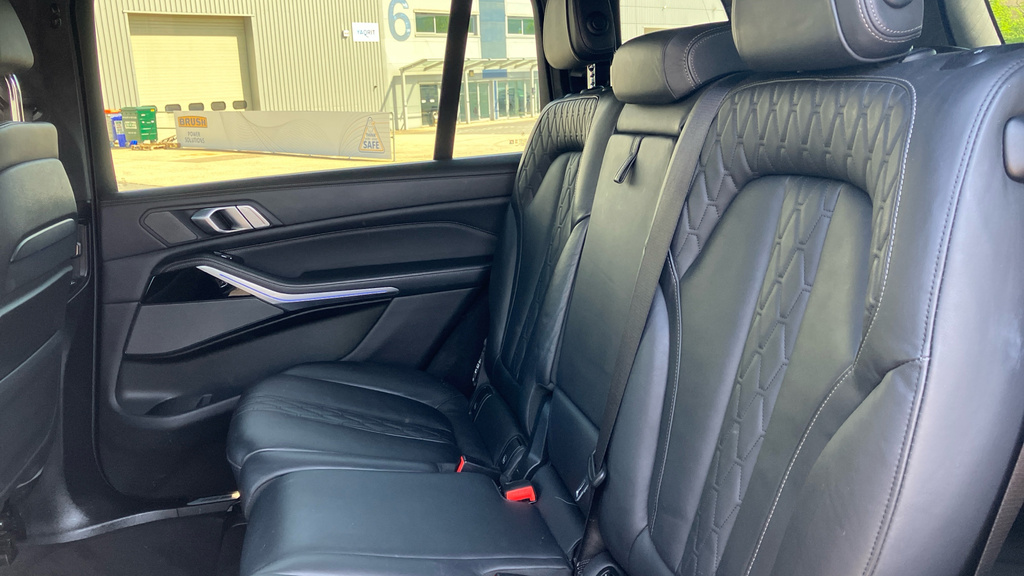 BMW X7 X7 M50d Black #12