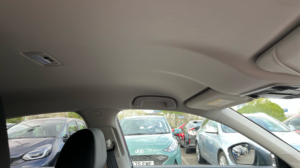 Honda Civic 2.0 Ehev Elegance Cvt White #29