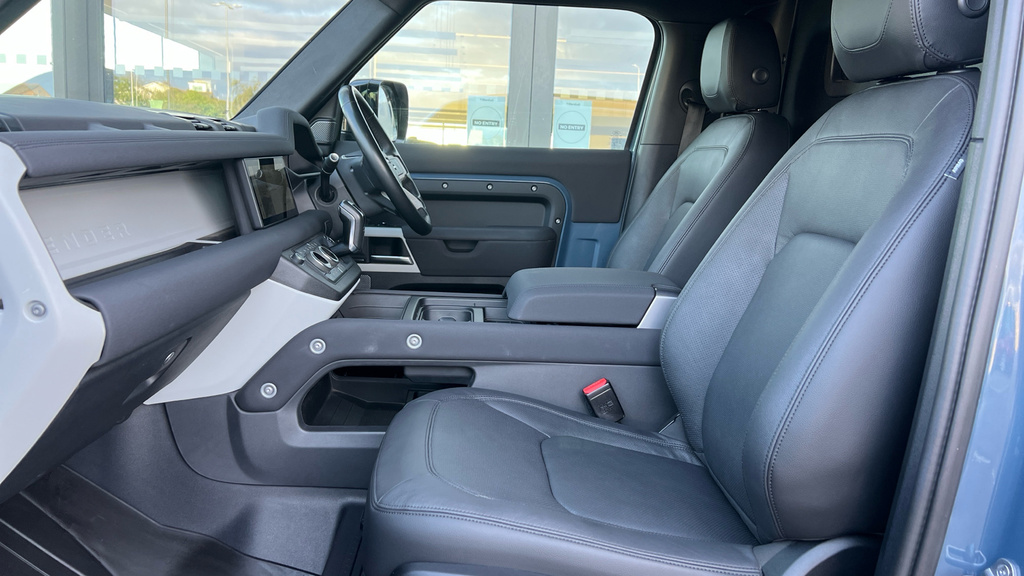 Land Rover Defender Defender 3.0 D250 Hard Top Se Blue #3