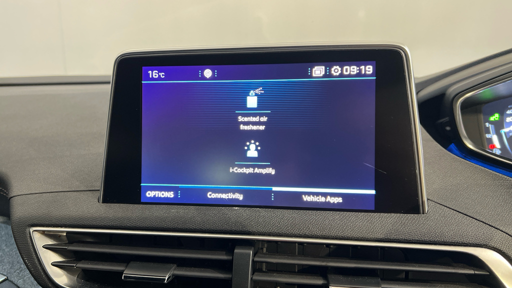 Peugeot 5008 Active Green #22