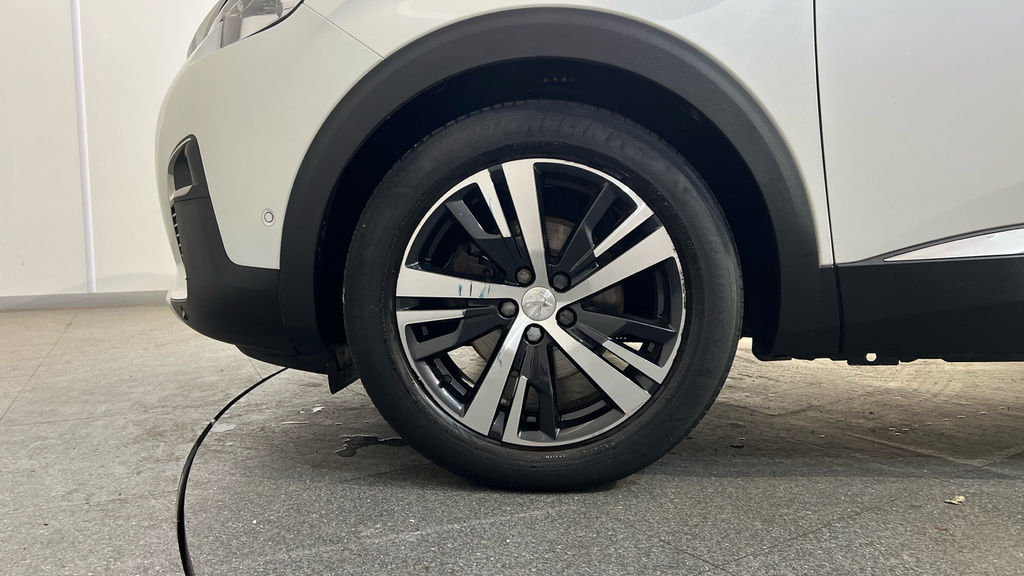 Peugeot 5008 Active Green #18
