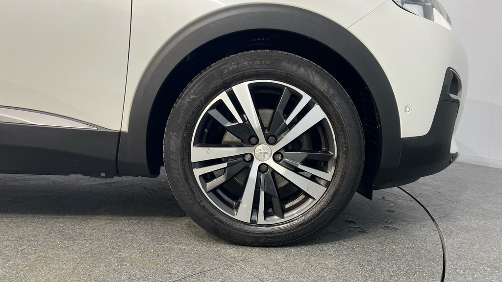 Peugeot 5008 Active Green #17