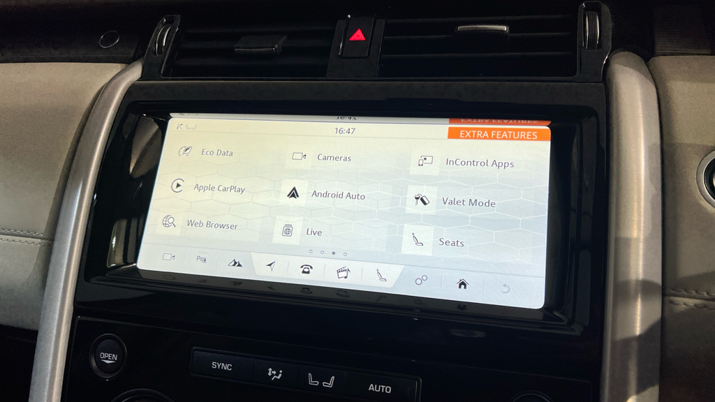 Land Rover Discovery Td4 Se Tech White #21