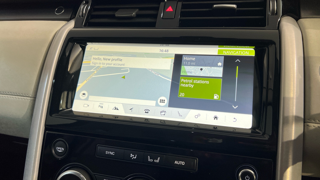 Land Rover Discovery Td4 Se Tech White #29