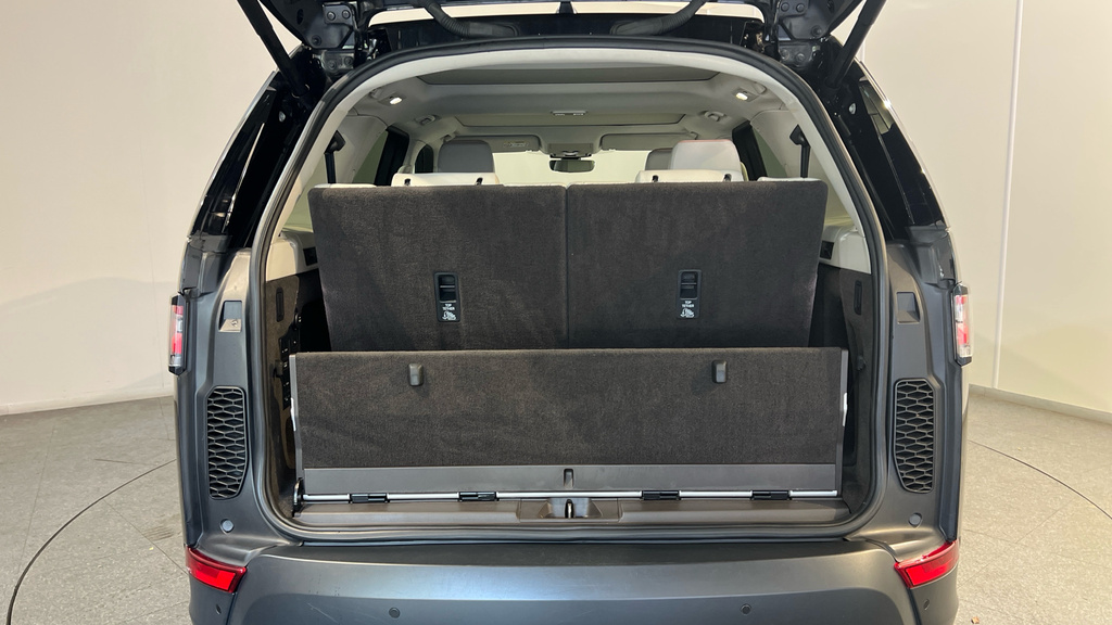 Land Rover Discovery Td4 Se Tech White #15