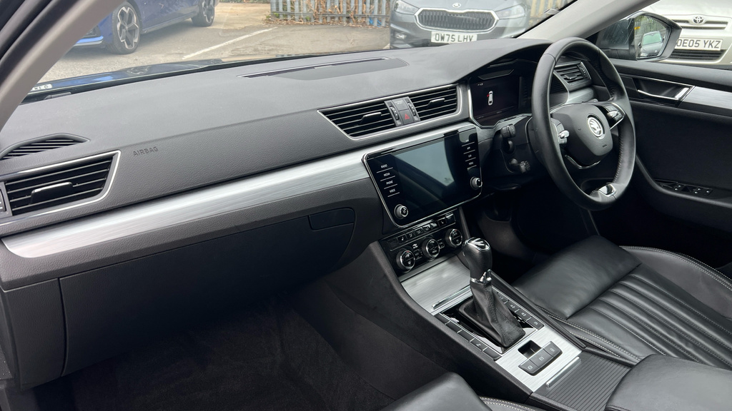 Skoda Superb Superb 1.4 Tsi Iv Se Technology Dsg Grey #2