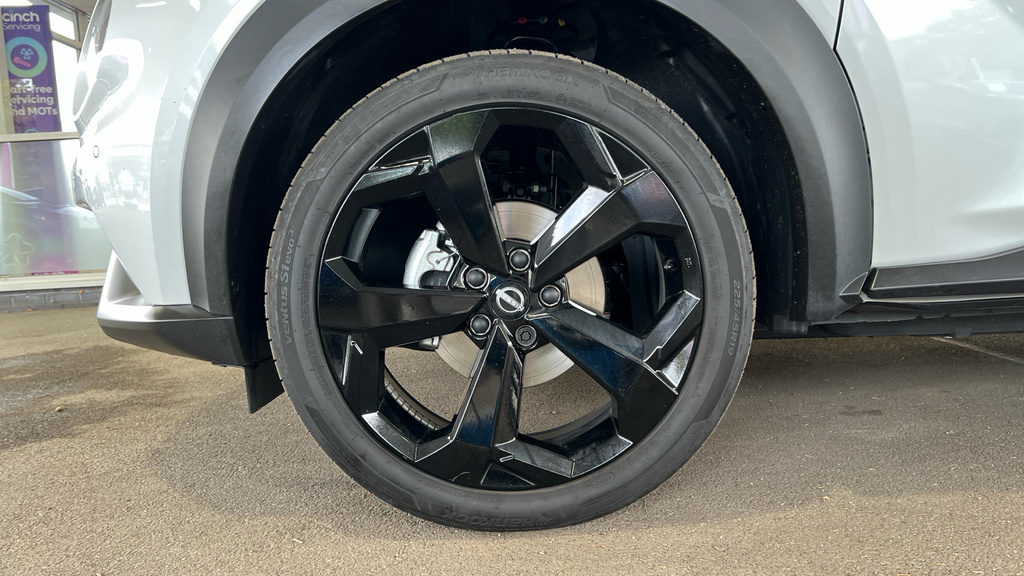 Nissan Juke 0.0L Grey #4