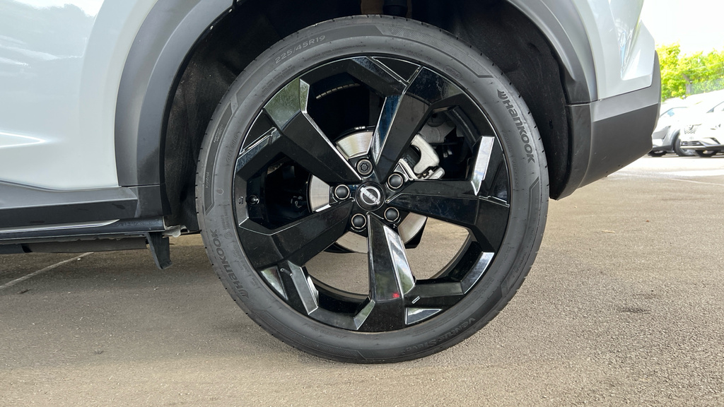 Nissan Juke 0.0L Grey #23