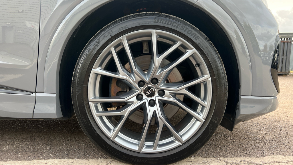 Audi Q4 E Tron Q4 150Kw 40 82.77Kwh Edition 1 Grey #5