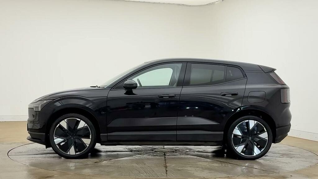 Volvo EX30 Ex30 200Kw Sm Extended Range Ultra 69Kwh Black #6