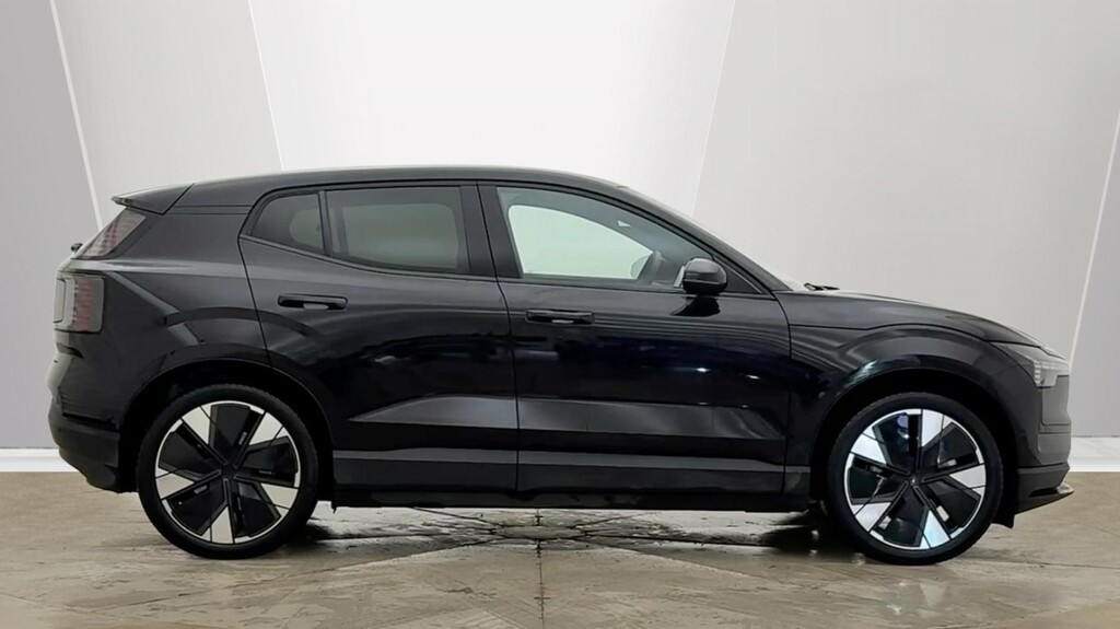 Volvo EX30 Ex30 200Kw Sm Extended Range Ultra 69Kwh Black #2