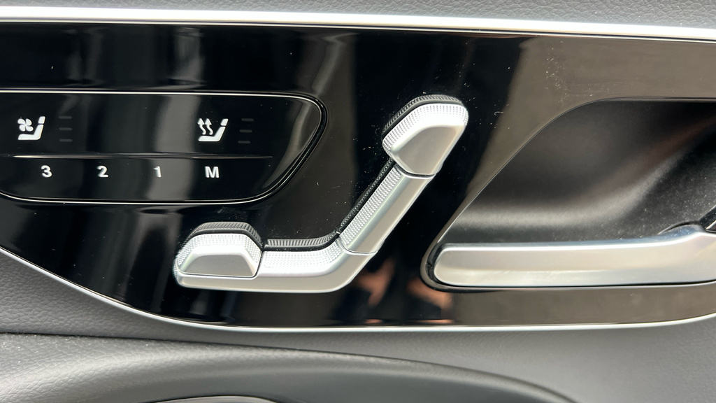 Mercedes-Benz E Class Estate Black #33