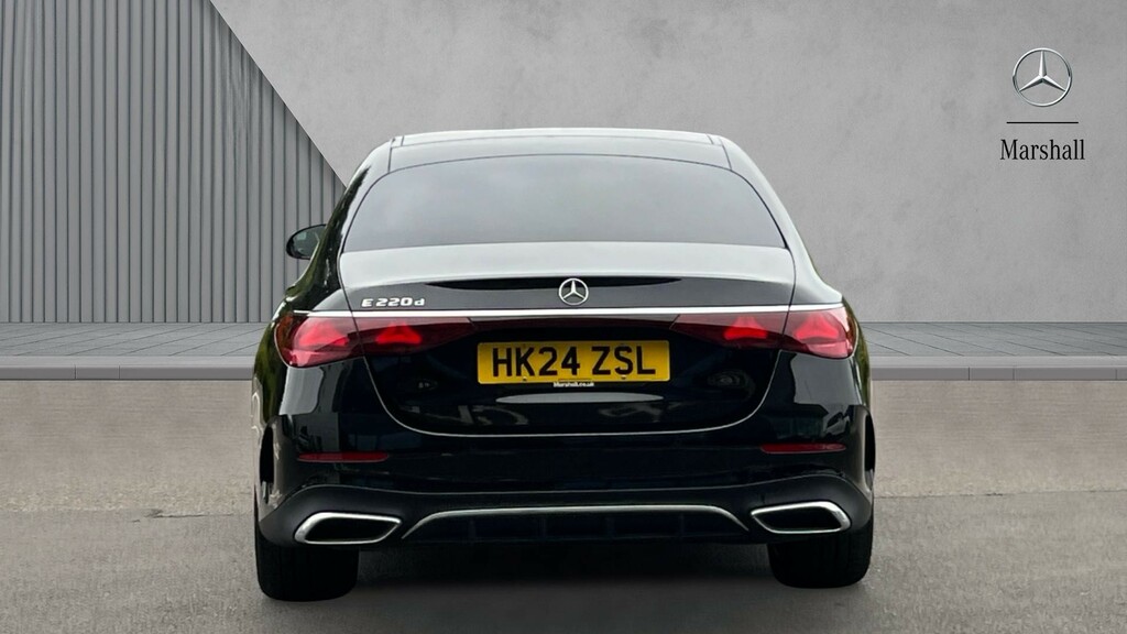 Mercedes-Benz E Class Estate Black #7