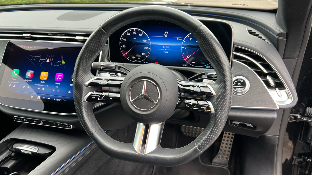 Mercedes-Benz E Class Estate Black #12