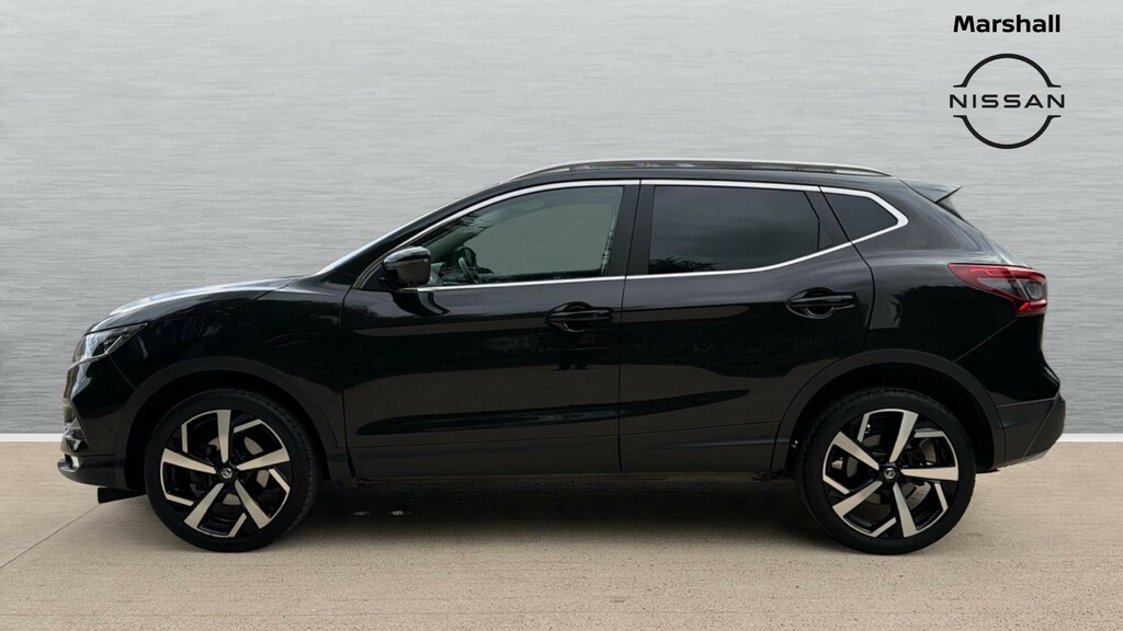 Nissan Qashqai Dig-t Tekna Plus Black #13