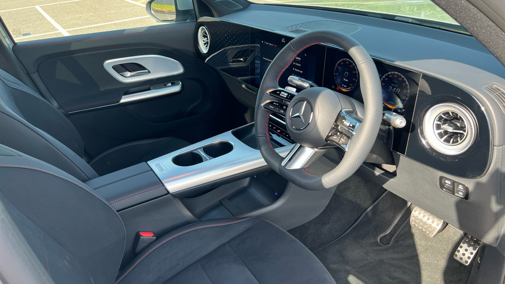Mercedes-Benz GLB Class Glb 250 Amg Line Executive Grey #3