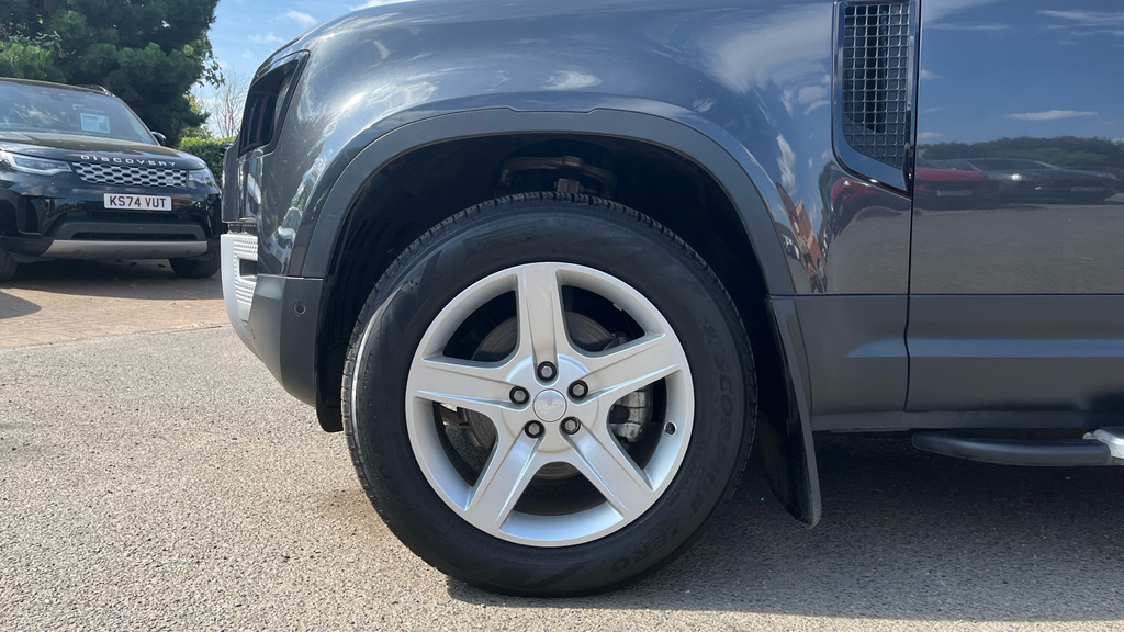 Land Rover Defender D300 X-dynamic Hse Blue #20