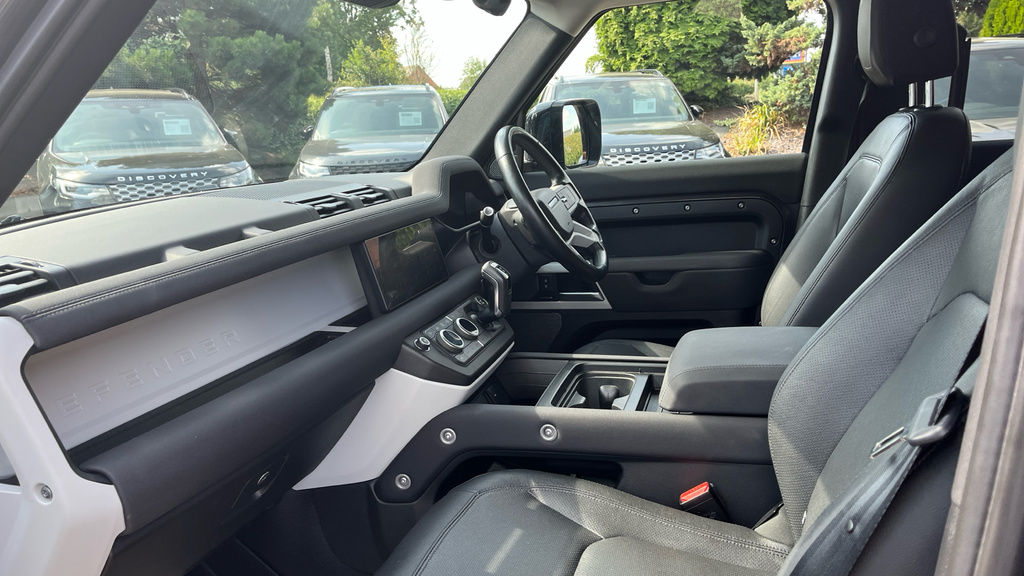 Land Rover Defender D300 X-dynamic Hse Blue #10