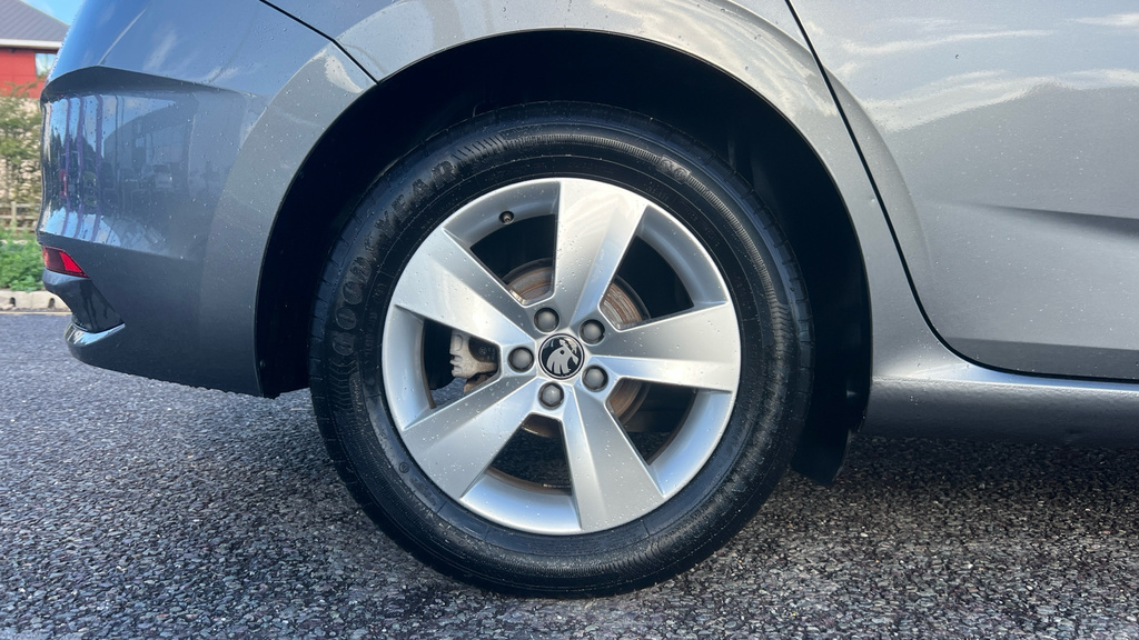 Skoda Scala Scala 1.0 Tsi 116 Se Edition Dsg Grey #5