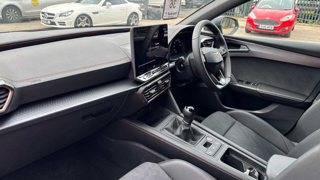 Cupra Leon Leon 1.5 Tsi 150 V2 Grey #2
