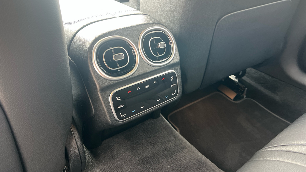 Mercedes-Benz C Class Amg Line Silver #33