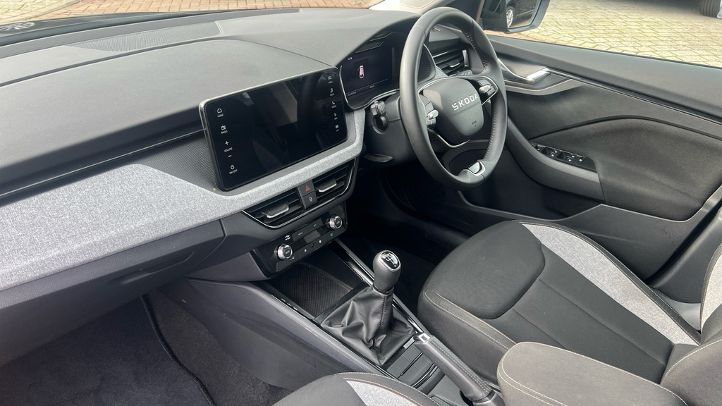 Skoda Scala Scala 1.0 Tsi 116 Se Edition Black #2