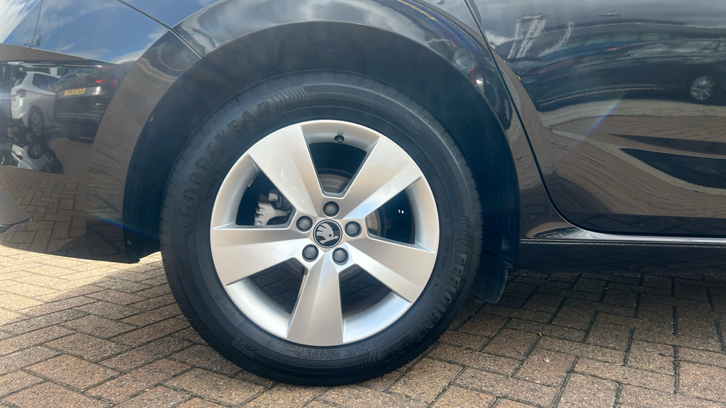 Skoda Scala Scala 1.0 Tsi 116 Se Edition Dsg Black #5