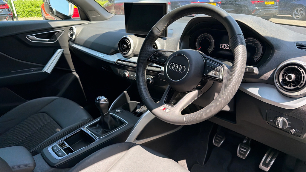 Audi Q2 S Line 35 Tfsi 150 Ps S Tronic Silver #6