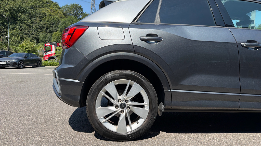 Audi Q2 S Line 35 Tfsi 150 Ps S Tronic Silver #21