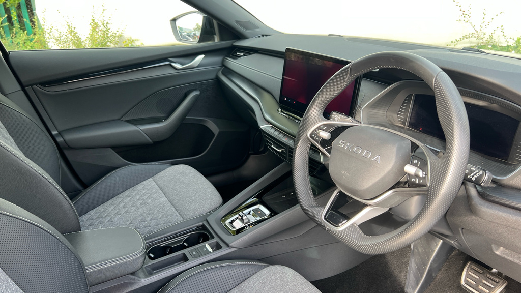 Skoda Octavia 1.5 Tsi 150 E-tec Sportline Dsg Black #6
