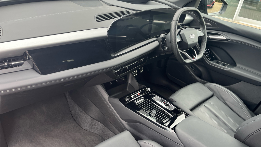 Audi Q6 E-Tron Q6 225Kw Performance 100Kwh S Line Black #2