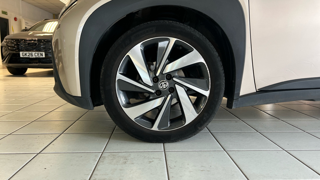 Toyota Aygo X Edge Green #17
