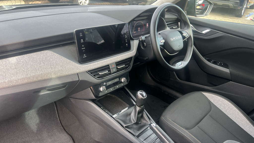 Skoda Kamiq Kamiq 1.0 Tsi 95 Se Edition Grey #2
