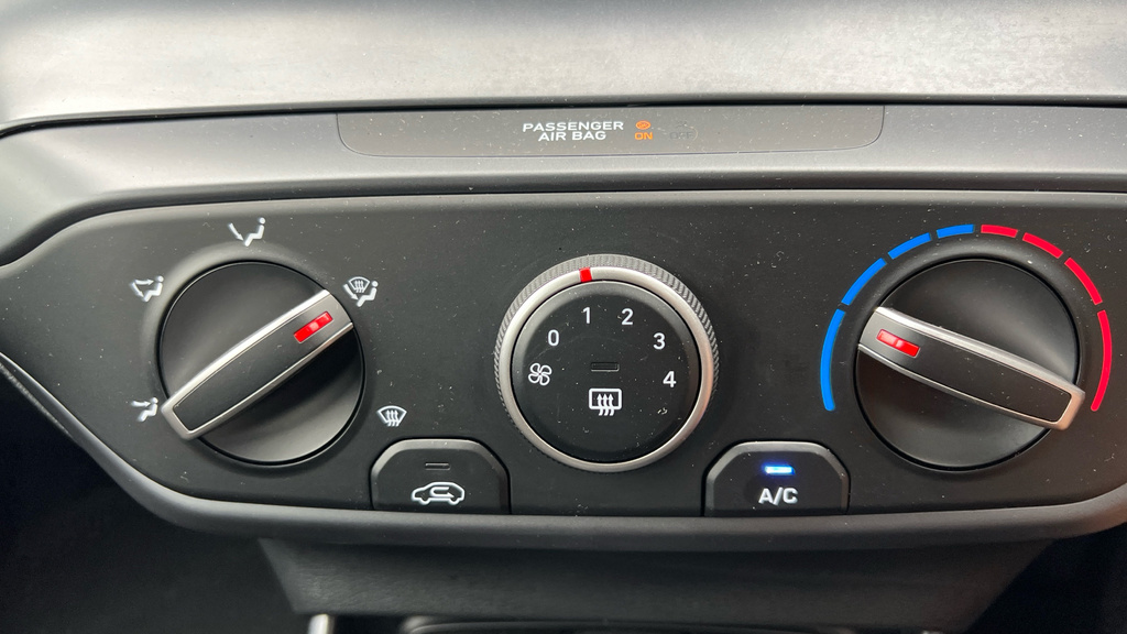 Hyundai I20 Petrol Blue #28