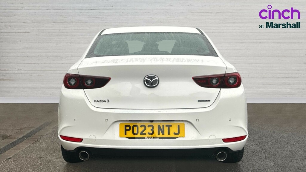 Mazda 3 3 2.0 E-skyactiv-x Mhev 186 Gt Sport White #4