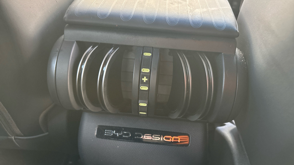 Byd Atto 3 150Kw Comfort 60Kwh Black #49