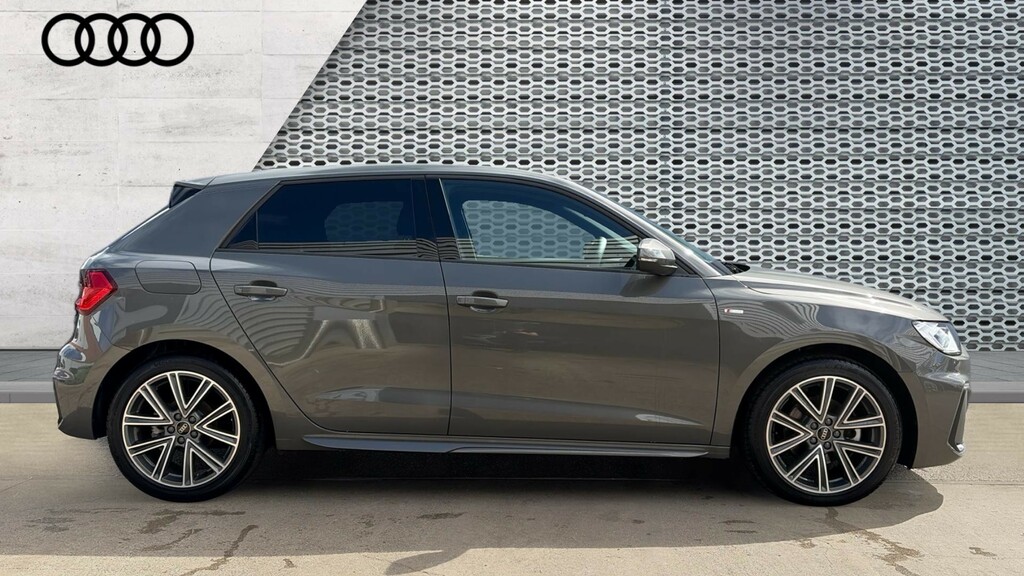 Audi A1 Audi A1 Sportback 35 Tfsi S Line S Tronic Tec Blue #4
