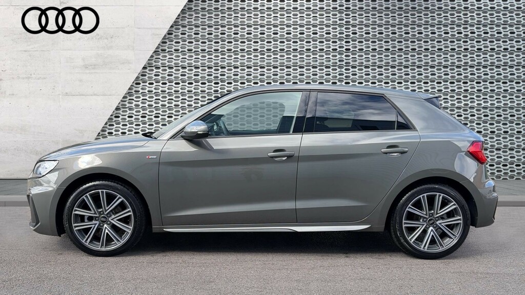 Audi A1 Audi A1 Sportback 35 Tfsi S Line S Tronic Tec Blue #9