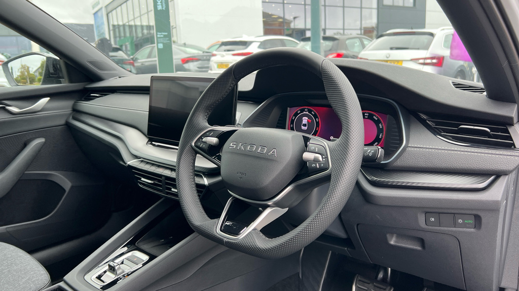 Skoda Octavia Octavia Hatch Sportline 1.5 Tsi E-tec 150 Ps Dsg White #6