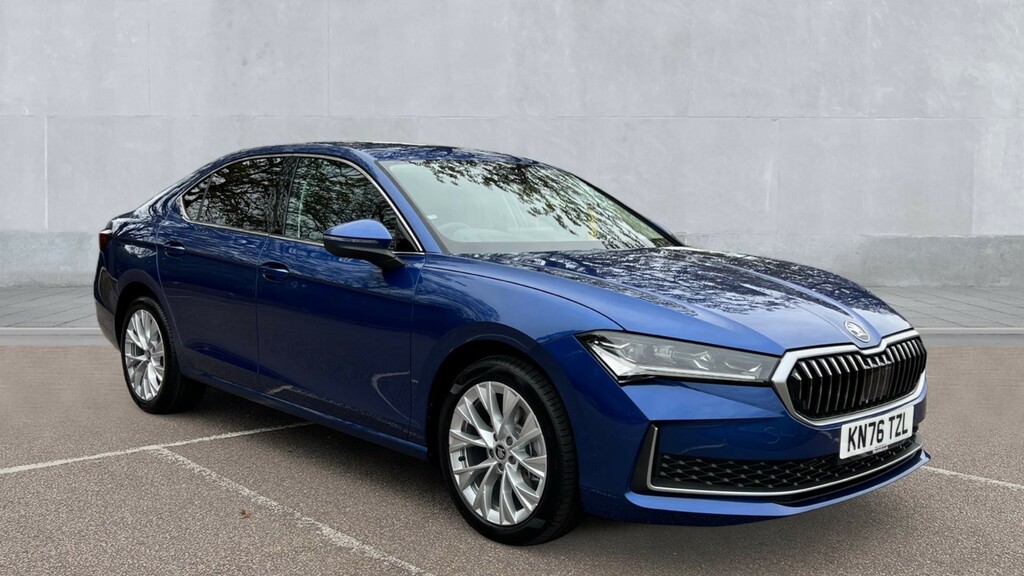 Skoda Superb Skoda Superb Hatchback 1.5 Tsi E-tec Se L Dsg Blue