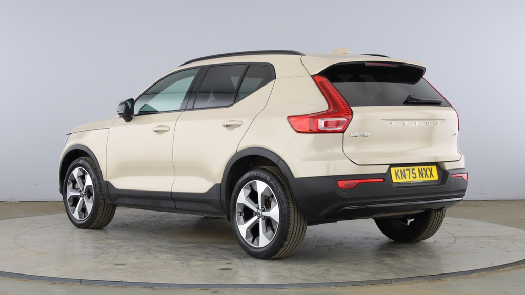 Volvo XC40 Xc40 2.0 B3p Plus Dark #5
