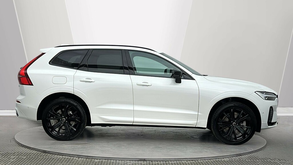 Volvo XC60 Volvo Xc60 Estate 2.0 B5p Plus Black Edition A White #3