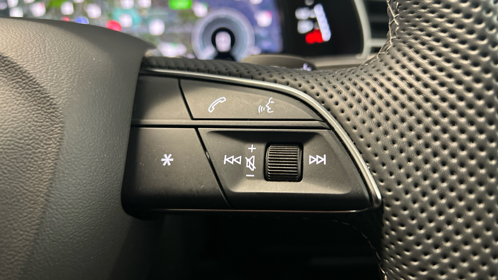Audi Q7 Sq7 Tfsi Quattro Black Ed Tiptronic Black #24
