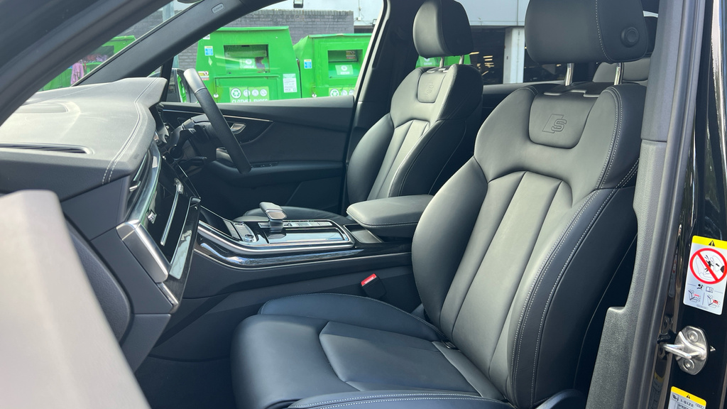 Audi Q7 Sq7 Tfsi Quattro Black Ed Tiptronic Black #17