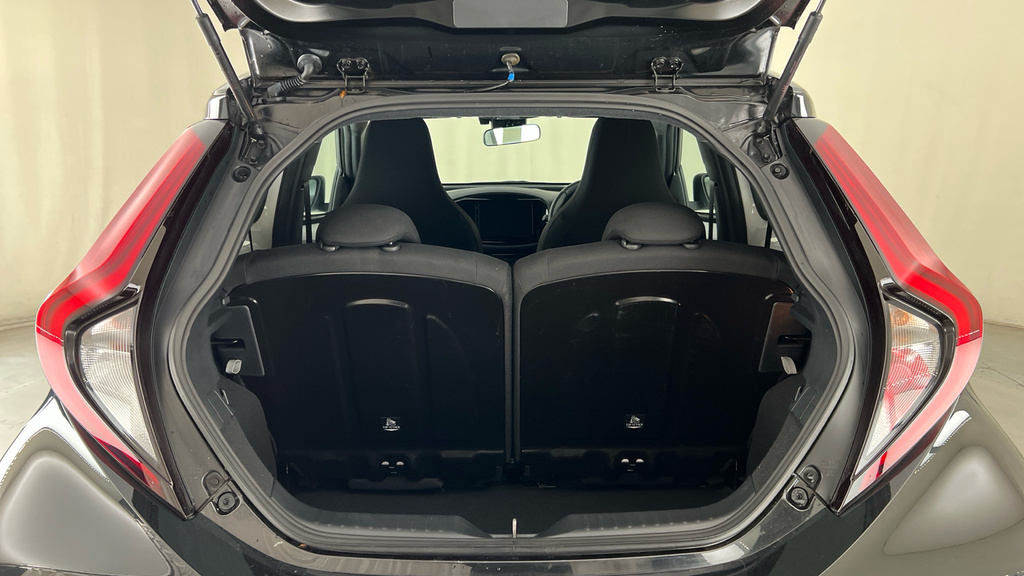 Toyota Aygo X Edge White #15